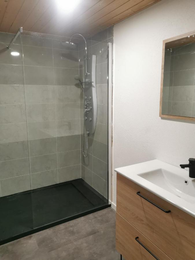 Gites Les Gambes Echenoz-le-Sec Exteriör bild